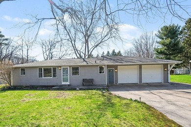 Beach Home Sale Pending in Holland, Michigan