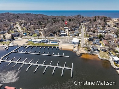 Beach Home For Sale in Muskegon, Michigan