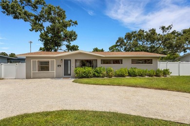 Beach Home Sale Pending in St. Petersburg, Florida