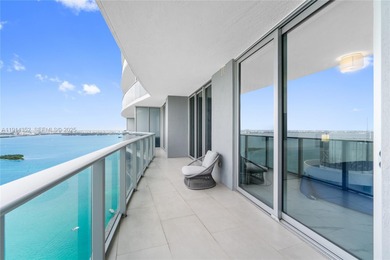 Beach Condo For Sale in Miami, Florida
