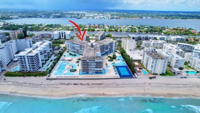 Beach Condo For Sale in South Palm Beach, Florida