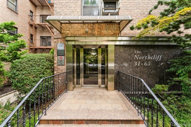 Beach Home Sale Pending in Flushing, New York