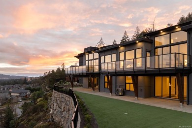 Beach Townhome/Townhouse For Sale in Langford, 