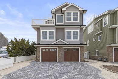Beach Home For Sale in Long Beach Island, New Jersey