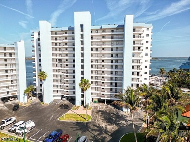 Beach Condo For Sale in Fort Myers, Florida