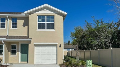 Beach Townhome/Townhouse Sale Pending in Holly Hill, Florida