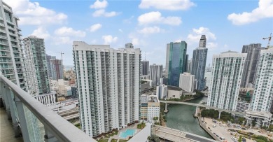 Beach Condo For Sale in Miami, Florida