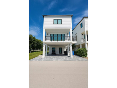 Beach Home For Sale in Key Largo, Florida