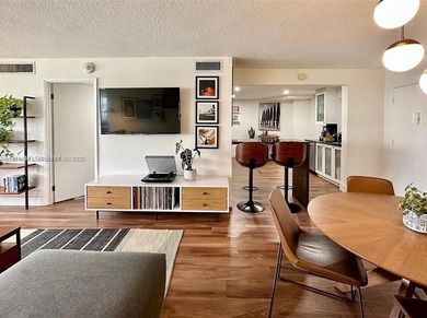 Beach Condo For Sale in Miami Beach, Florida