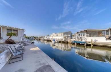 Beach Home For Sale in Bradenton, Florida