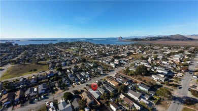 Beach Home Sale Pending in Los Osos, California