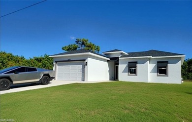 Beach Home For Sale in Fort Myers, Florida