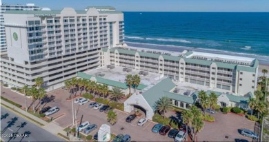 Beach Condo For Sale in Daytona Beach, Florida