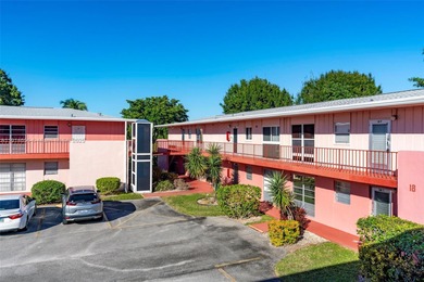 Beach Condo For Sale in West Palm Beach, Florida