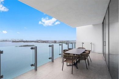Beach Condo For Sale in Miami, Florida
