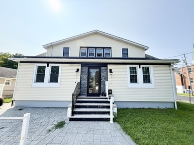 Beach Home For Sale in Laurence Harbor, New Jersey