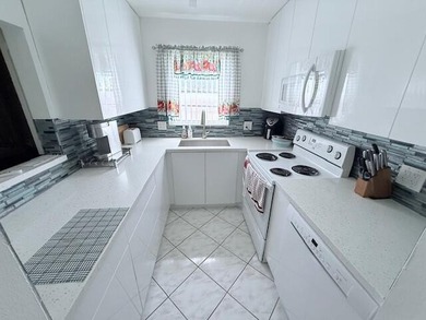 Beach Condo For Sale in Deerfield Beach, Florida