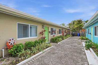 Beach Home For Sale in Oakland Park, Florida