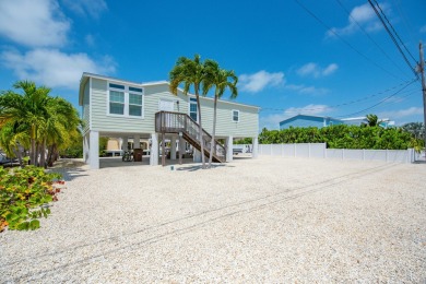 Beach Home For Sale in Sugarloaf Key, Florida