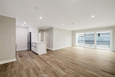 Beach Condo Sale Pending in Redondo Beach, California