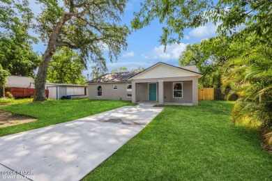 Beach Home Sale Pending in Holly Hill, Florida