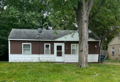 Beach Home For Sale in Michigan City, Indiana