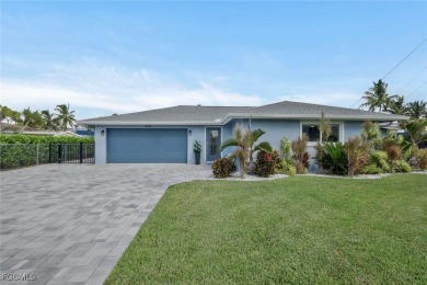 Beach Home For Sale in Fort Myers, Florida