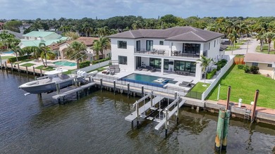 Beach Home For Sale in North Palm Beach, Florida