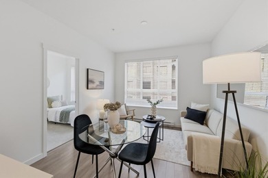Beach Condo For Sale in Surrey, British Columbia