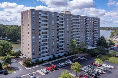 Beach Condo For Sale in Norfolk, Virginia