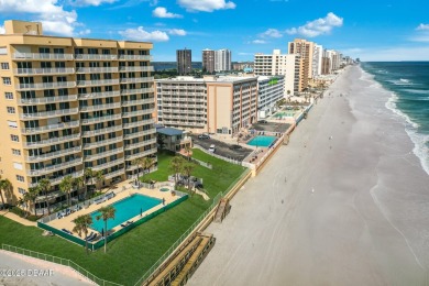 Beach Condo For Sale in Daytona Beach Shores, Florida