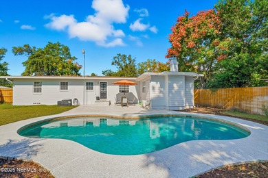 Beach Home Active Under Contract in Jacksonville, Florida