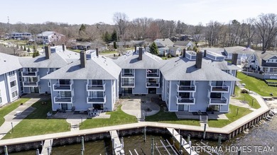 Beach Condo For Sale in Spring Lake, Michigan