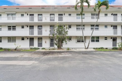 Beach Condo For Sale in Oakland Park, Florida