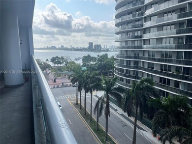 Beach Condo For Sale in Miami, Florida