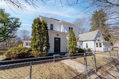 Beach Home Sale Pending in Benton Harbor, Michigan