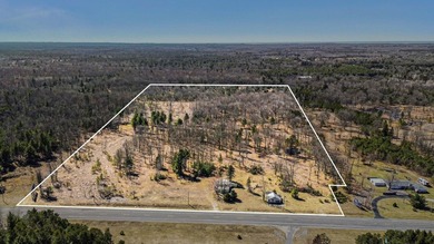 Beach Home For Sale in Free Soil, Michigan