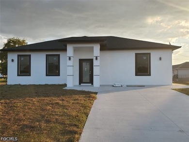 Beach Home For Sale in Lehigh Acres, Florida