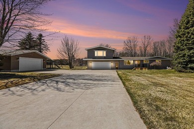 Beach Home For Sale in Manistee, Michigan