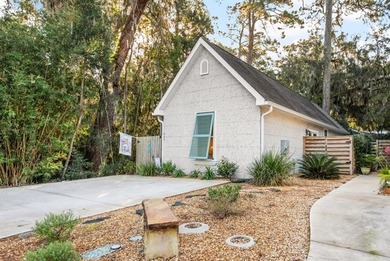 Beach Home For Sale in Saint Simons, Georgia