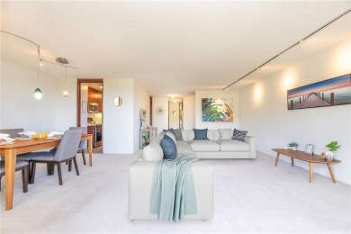 Beach Condo For Sale in Honolulu, Hawaii