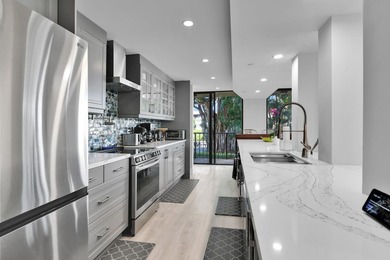 Beach Condo For Sale in Boca Raton, Florida