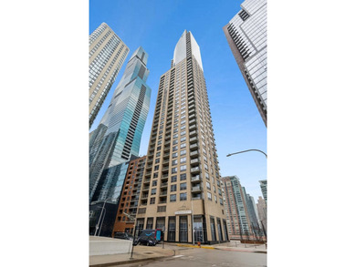 Beach Condo Active Under Contract in Chicago, Illinois