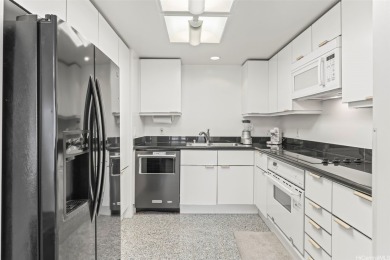 Beach Condo For Sale in Honolulu, Hawaii