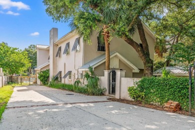 Beach Home For Sale in Murrells Inlet, South Carolina