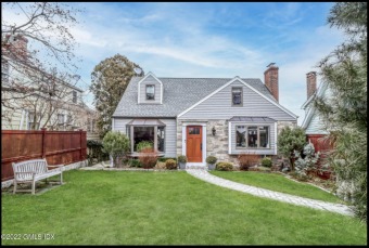 Beach Home Off Market in Old Greenwich, Connecticut