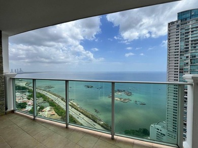 Beach Condo For Sale in Panama City, 