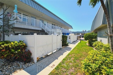 Beach Condo For Sale in Fort Myers, Florida