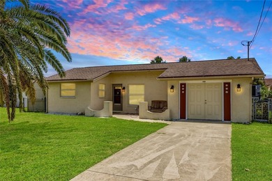 Beach Townhome/Townhouse For Sale in Hudson, Florida
