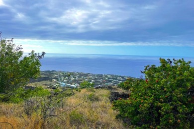 Beach Lot For Sale in Captain Cook, Hawaii